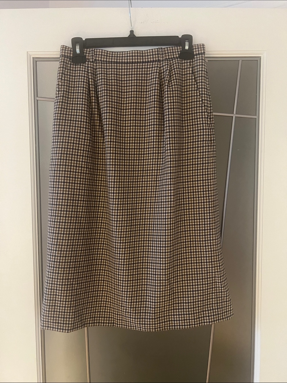 Aquascutum London Plaid Skirt Vintage Navy Tan 8 (fits small) - Picture 4 of 7